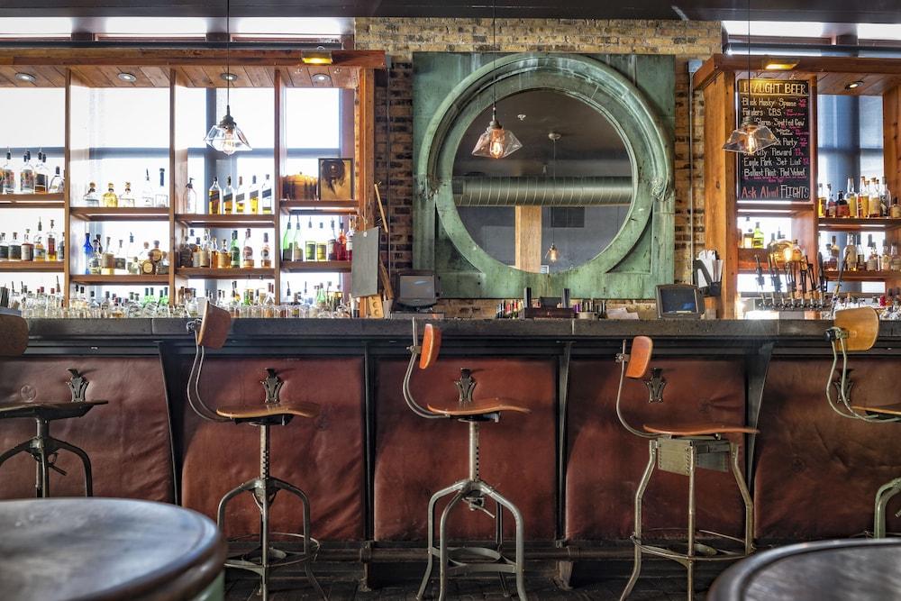 The Iron Horse (adults Only) 4* Milwaukee