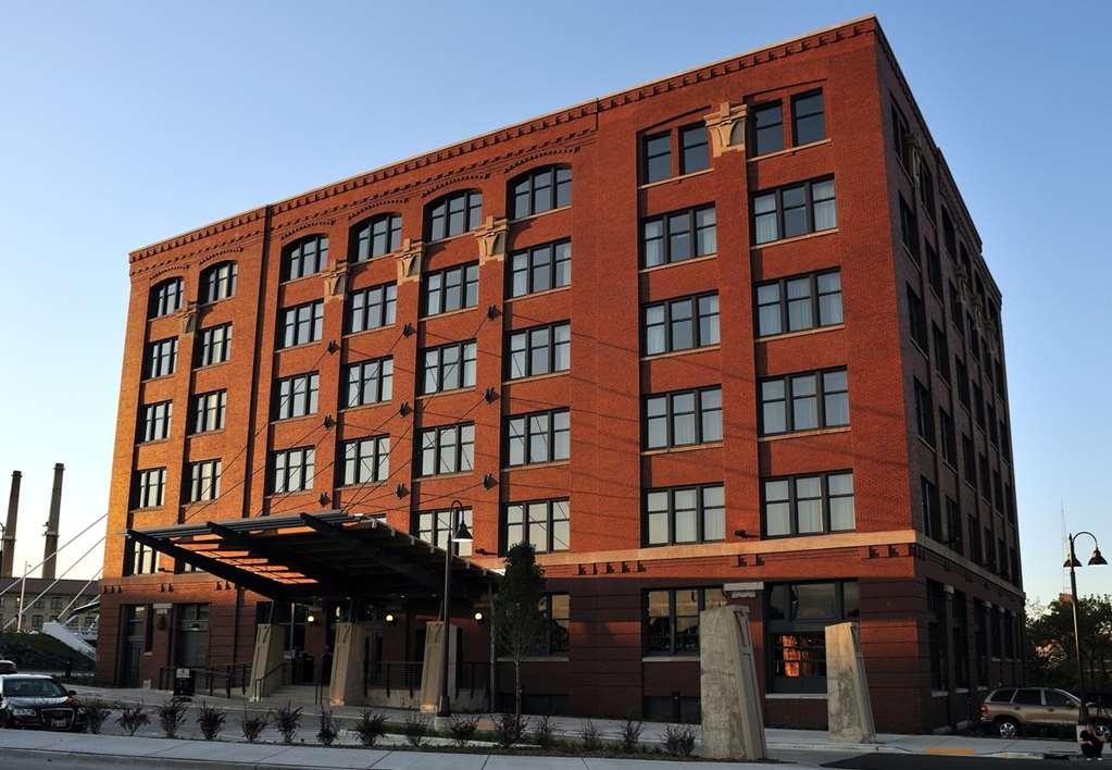 The Iron Horse (adults Only) 4* Milwaukee